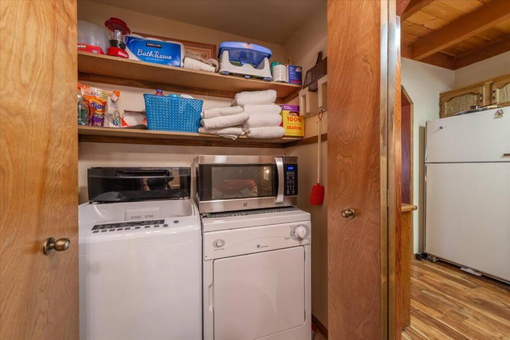 טראקי 3Br Tahoe Donner Cabin With Hoa Perks Like Pools Hot-Tub Minutes To Trails Lake Golf מראה חיצוני תמונה