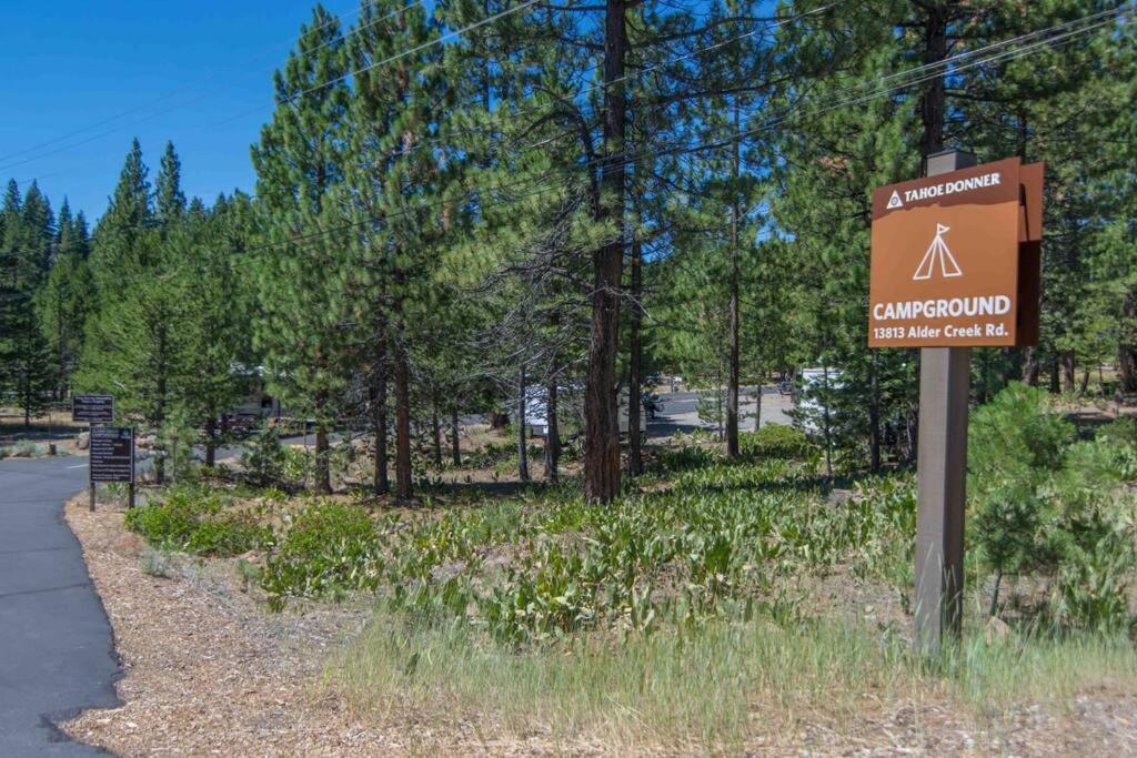 טראקי 3Br Tahoe Donner Cabin With Hoa Perks Like Pools Hot-Tub Minutes To Trails Lake Golf מראה חיצוני תמונה